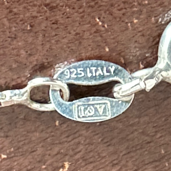 30” Sterling Silver Box Chain Necklace - Picture 5 of 8